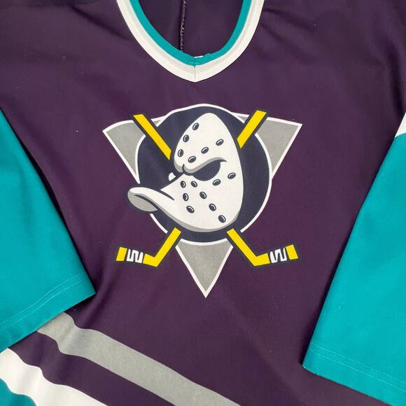 ANAHEIM DUCKS JERSEY - Picture 4 of 11